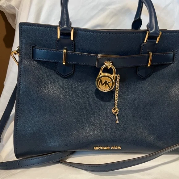 MICHAEL KORS HAMILTON MED SATCHEL- NAVY - Picture 5 of 15